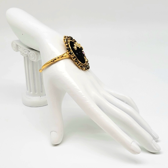 Alexis Bittar Genuine Carved Onyx Skull Cuff Bracelet w/ Swarovski Crystals - Picture 6 of 13